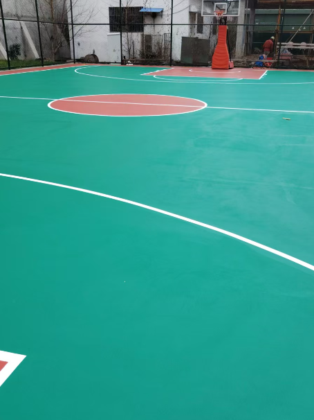 舟曲 球场长期使用易出现地面开裂